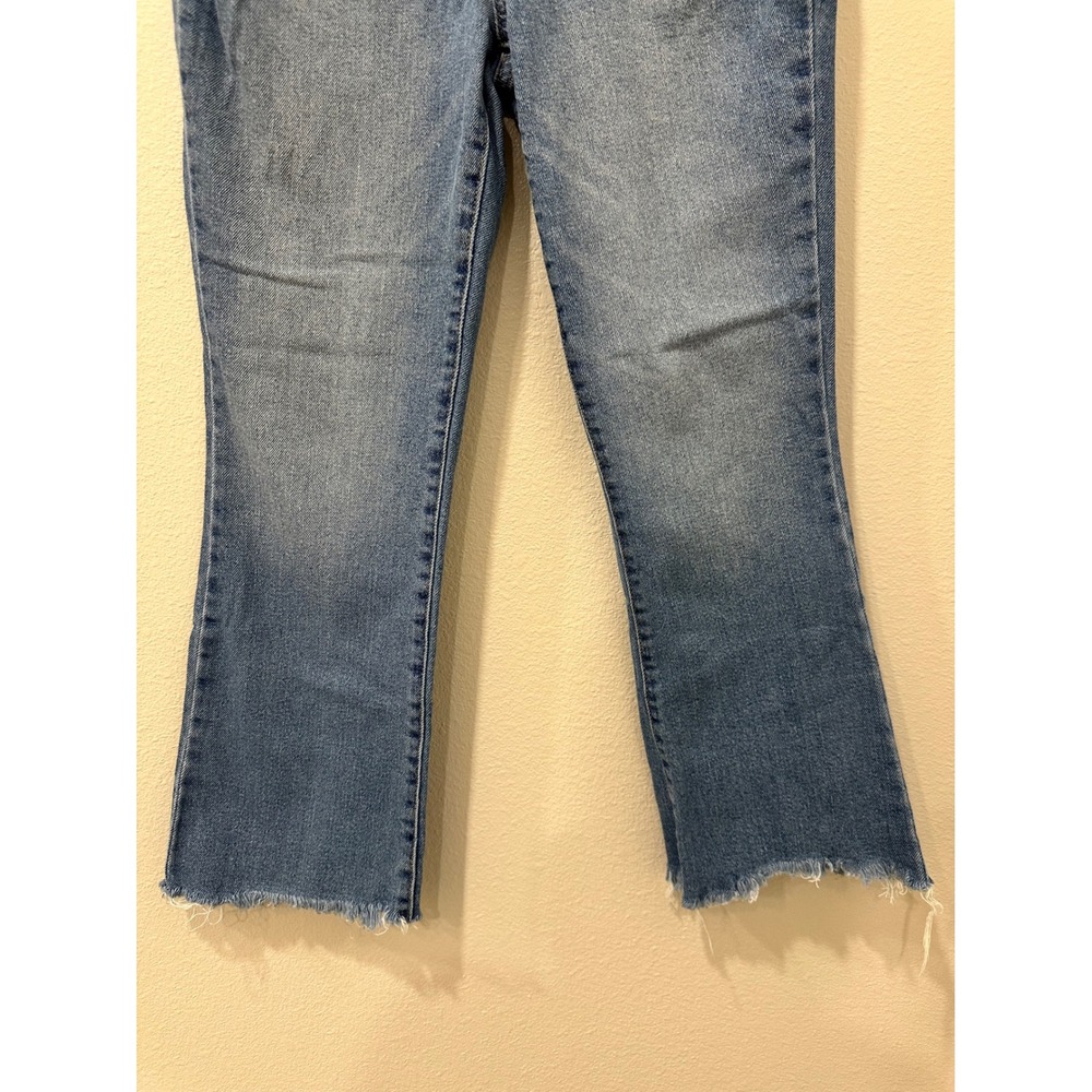 Y2K No Boundaries Womens High Rise Flare Jeans Medium Wash Raw Hem Size 3 - Picture 2 of 7